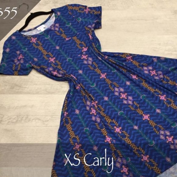 Lularoe CARLY Swing Dress Size XS~ NEW with Tags - Picture 1 of 1